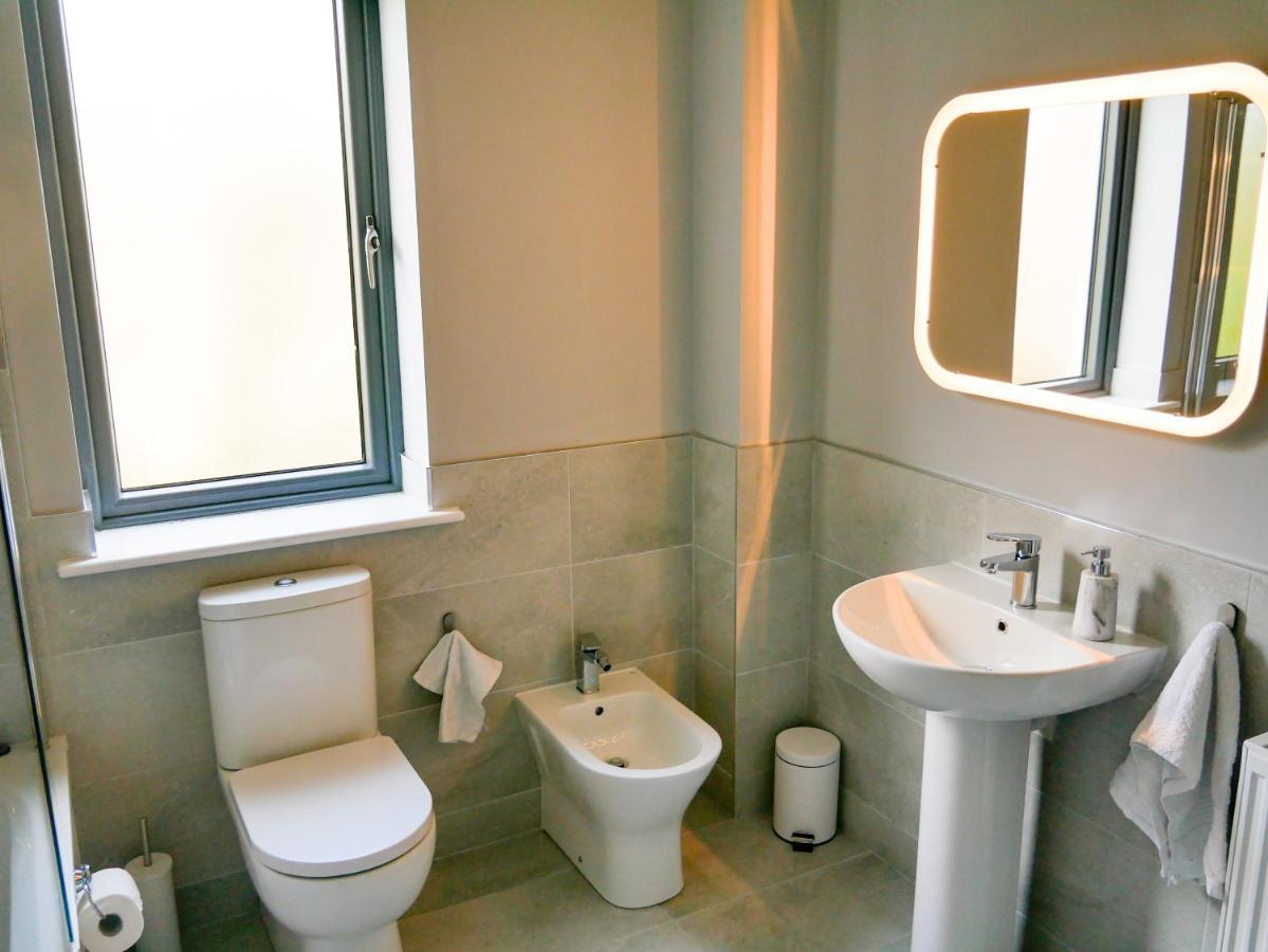 Entire Modern Home With Seaview And Parking Wicklow Zewnętrze zdjęcie