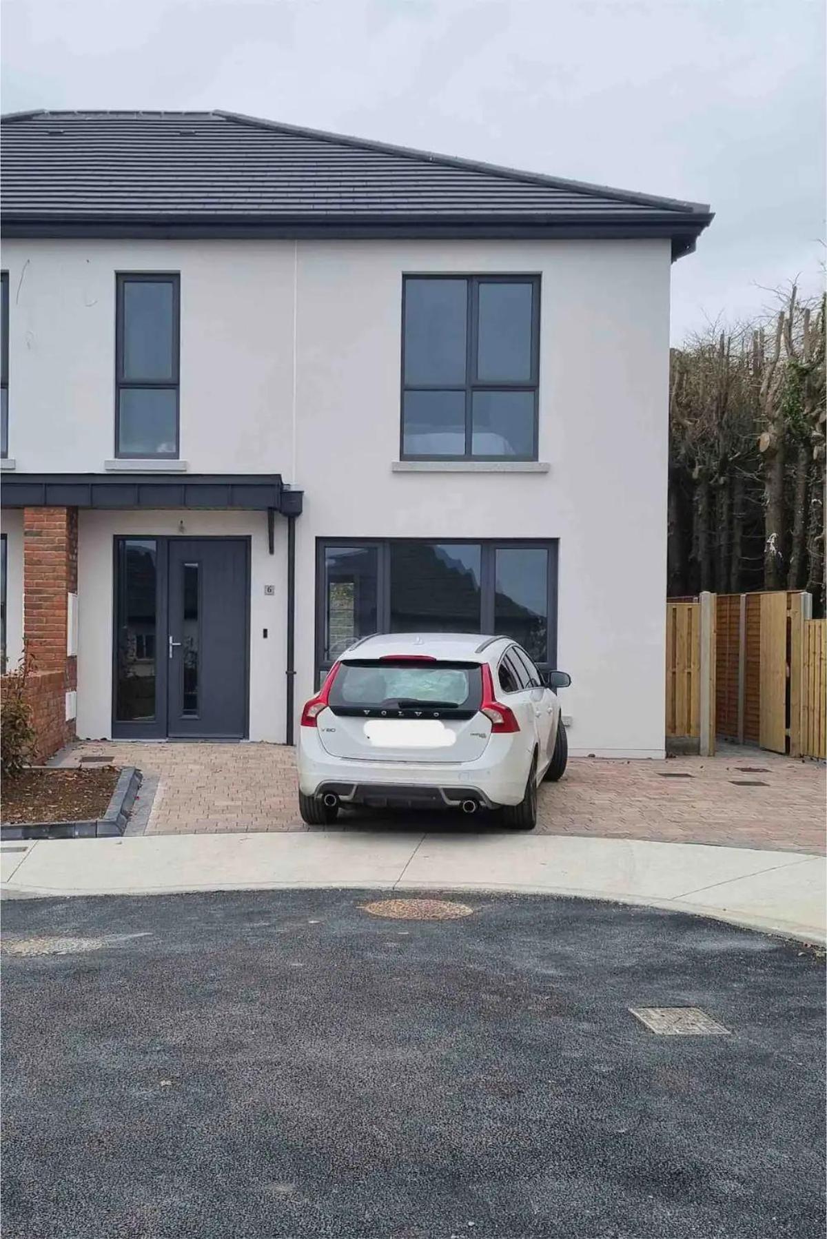 Entire Modern Home With Seaview And Parking Wicklow Zewnętrze zdjęcie